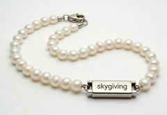 Skygiving Pearl Necklace