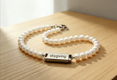 Skygiving Pearl Necklace
