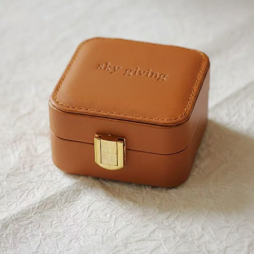 SkyGiving · Nomad Luxe Jewelry Case