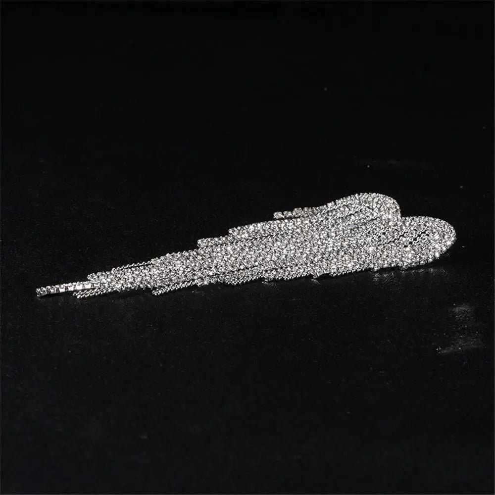 Rhinestone Heart Shape Brooch Luxury Long Thread Tassel Lapel Pins For Clothing Corsage Brooches Sweater Coat Pins Jewelry