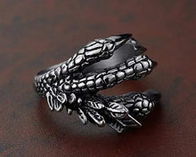 Load image into Gallery viewer, 1pcs Titanium Steel Eagle Dragon Claw Halloween Skull Ring Hot Selling Men&#39;s Domineering Opening Rock Animal Jewelry