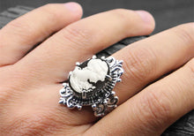 Load image into Gallery viewer, Vintage Leaf Lady Queen Cameo Rings For Women Antique Silver Plated Flower Cross Pink Cameo Ring Fashion Jewelry