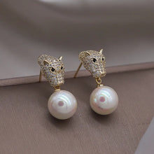 Load image into Gallery viewer, Korea New Design Fashion Jewelry Exquisite Copper Set Zircon Colorful Animal Leopard Earrings Luxury Women&#39;s Gala Party earrings