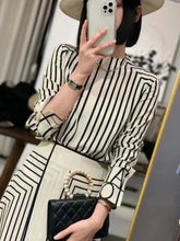 Load image into Gallery viewer, Chiffon Long Sleeves Shirts Women Striped Blouses Soft Breathable and Comfortable Casual Korea Fashion O-Neck Summer Zipper Tops