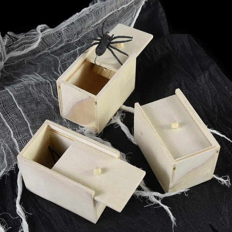 Simulation Spider With Wooden Box Kids Favors Tricky Prank Joke Toy Haunted House Horror Props Halloween Party Decor Supplies