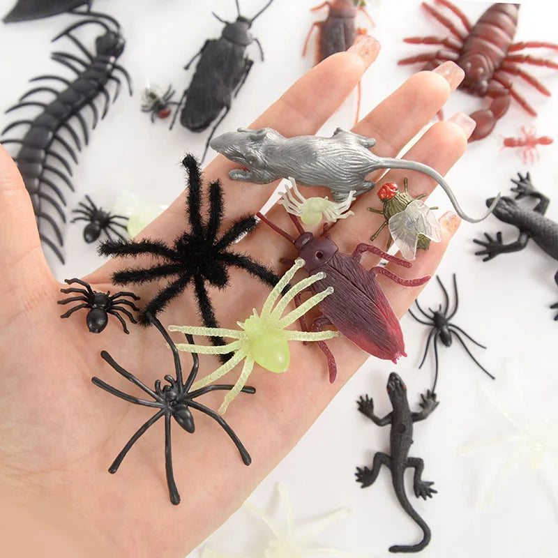 Halloween Decoration Black Fake Bat Scary Simulation Plastic Spider Insect For Halloween Party Spider Web Decor Props Trick Toys