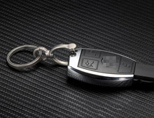 Load image into Gallery viewer, Real Titanium Key Ring Key Chain Buckle Pendant Super Lightweight High Quality Man Car Keychain Stainless Steel Key Ring