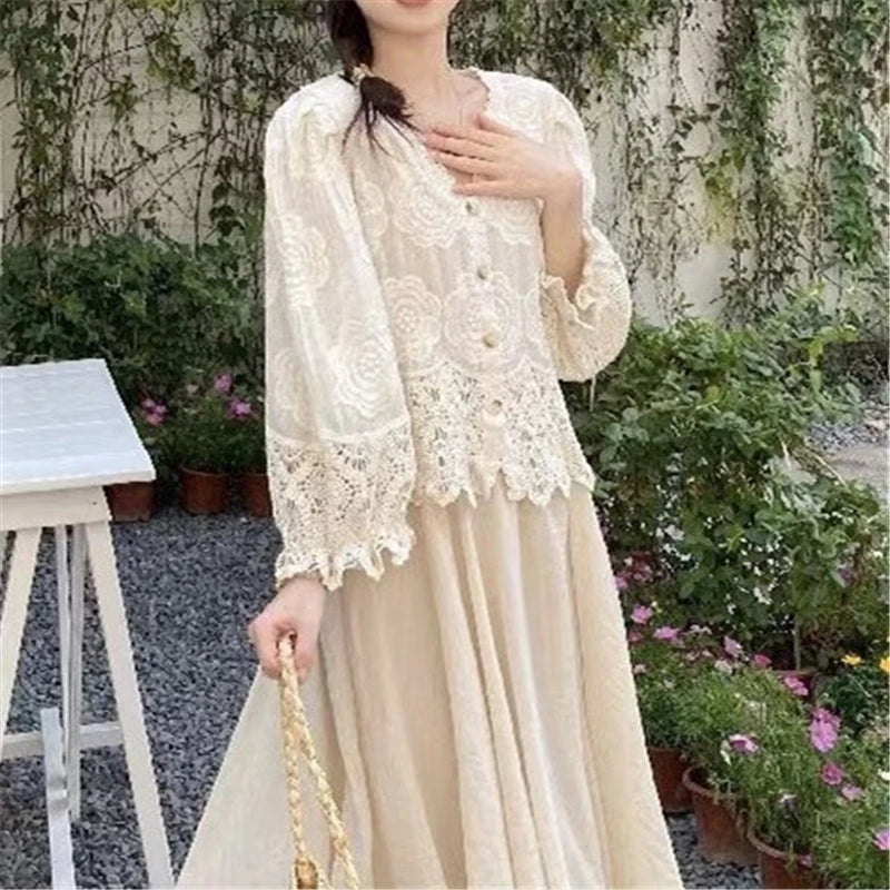 REALEFT Vintage Embroidery Women's Blouses 2024 New Spring Summer Korean Casual Lace Long Sleeve Single Breated Shirts Female