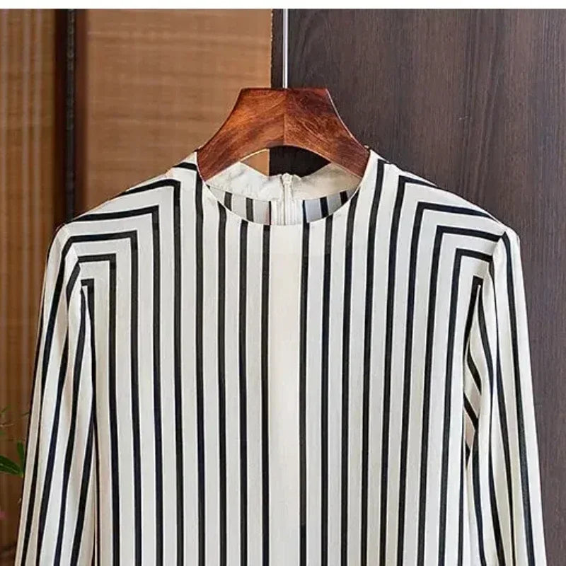 Chiffon Long Sleeves Shirts Women Striped Blouses Soft Breathable and Comfortable Casual Korea Fashion O-Neck Summer Zipper Tops