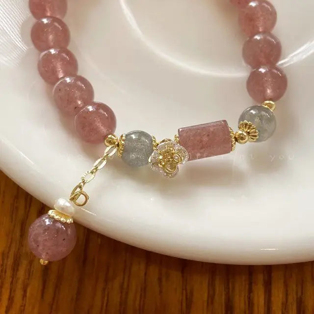 UMQ Natural Strawberry Quartz Pink Crystal Bracelet Female Special-Interest Design Girlfriends Light Luxury All-Match Jewelry