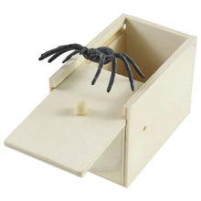 Load image into Gallery viewer, Simulation Spider With Wooden Box Kids Favors Tricky Prank Joke Toy Haunted House Horror Props Halloween Party Decor Supplies