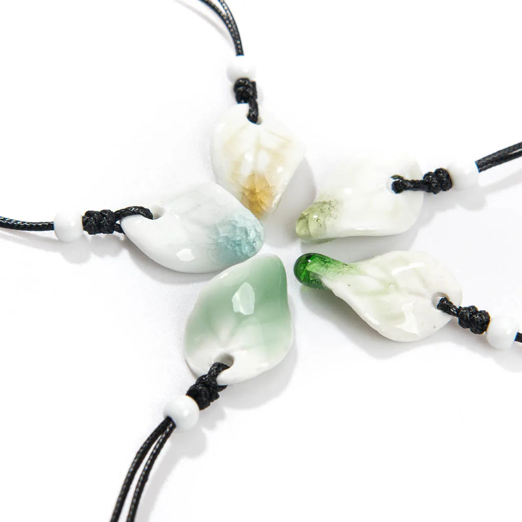 Leaf-Shaped Ice-Crack Ceramic Necklace With Simple Adjustable Length Perfect Gift For Women X860