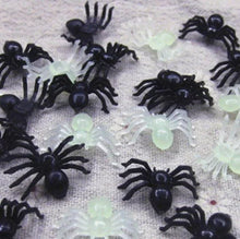 Load image into Gallery viewer, 50/100/200pcs Halloween Decorations Mini Plastic Black Luminous Spider Prank Fun Birthday Toy DIY Party Decorative Props 2cm